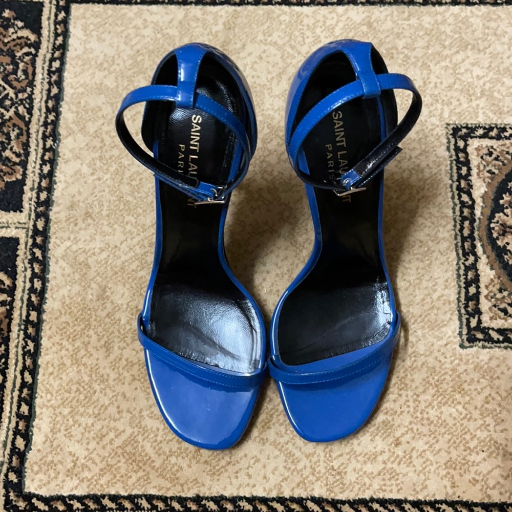 SOLD - Authentic Saint Laurent Heels size 9